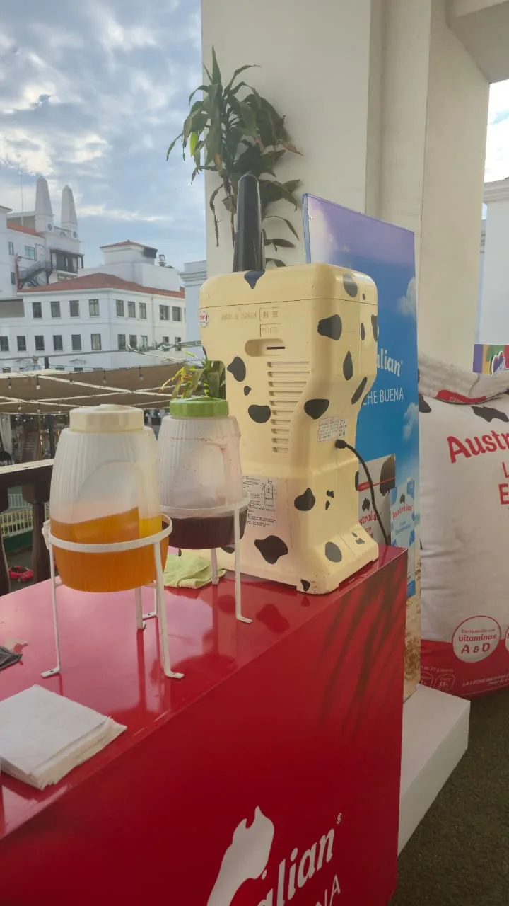 Domo personalizado de algodón de azúcar para cumpleaños